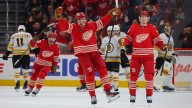 Seider gets 3 points, Red Wings defeat Bruins to end 4