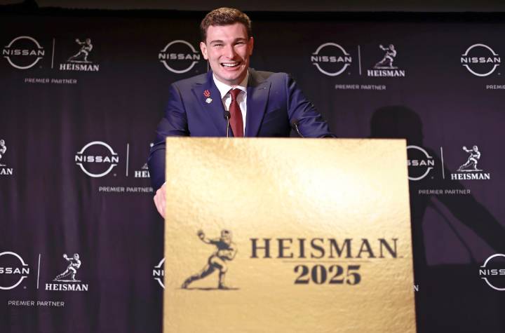 Fernando Mendoza Delivers Heartfelt Tribute to His Mom After Heisman Win