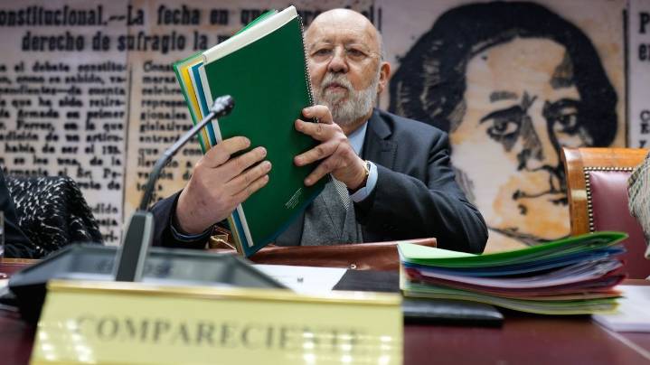 Tezanos destaca que su militancia en el PSOE no influye en su trabajo en el CIS