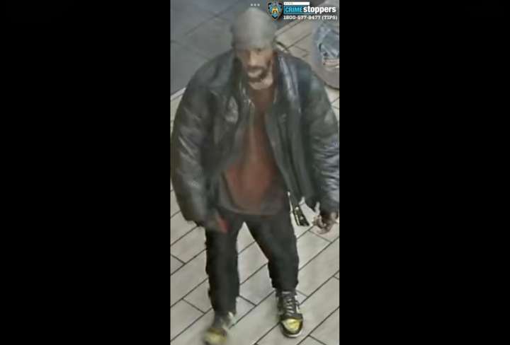 Senior citizen assaulted inside Burger King in Downtown Brooklyn
