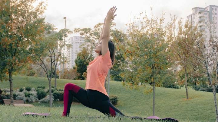 7 metabolism-boosting yoga asanas to help you lose belly fat naturally