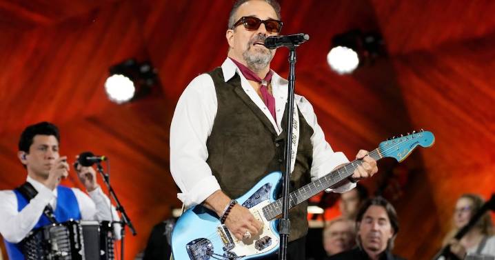 Raul Malo: The Mavericks frontman dies at age 60