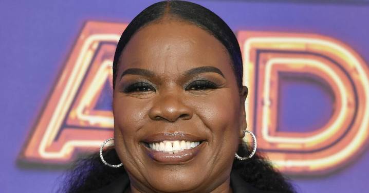 Leslie Jones and a hot flash steal 'The View' even as Joy Behar tells her she's too old for that