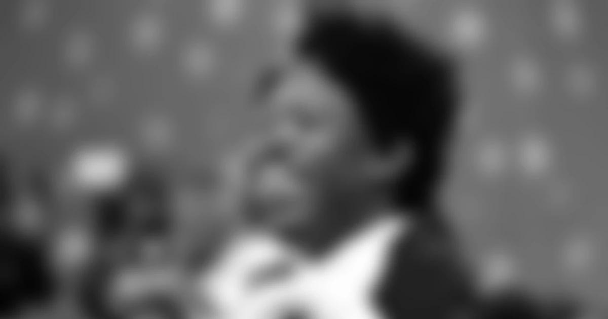 Arrestan en Japón a actor de "Emily en París" por supuesto tráfico de drogas