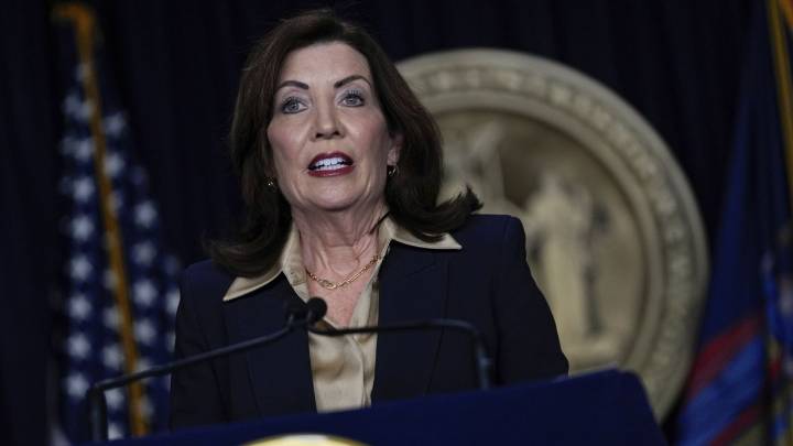 The Hochuls made nearly $1.5M in 2024, taxes show