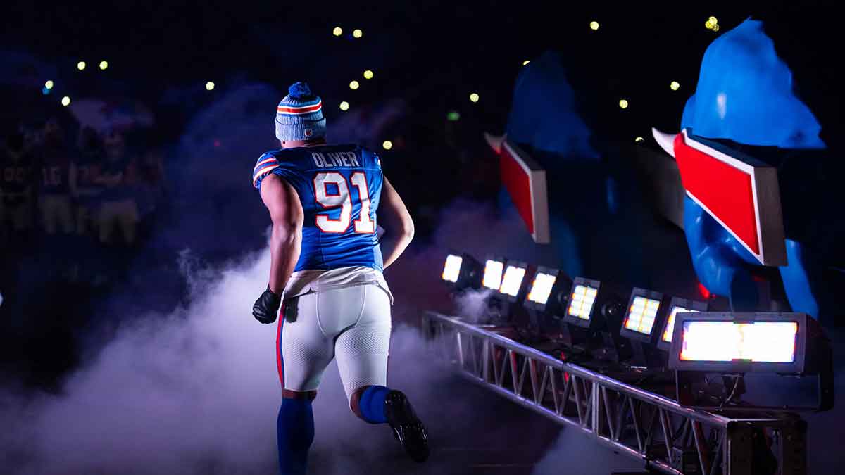 Bills’ Sean McDermott hints at Ed Oliver return, but it won’t come soon