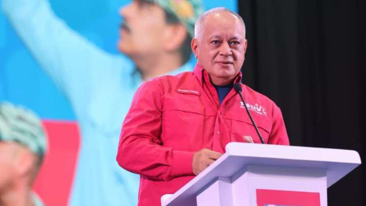 Cabello sobre la amenaza de EE.UU.: "Estamos en una revolución pacífica, pero no desarmada"