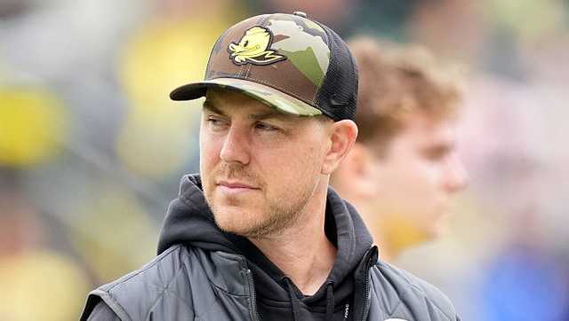 Kentucky hires Oregon offensive coordinator Will Stein as new coach of the Wildcats