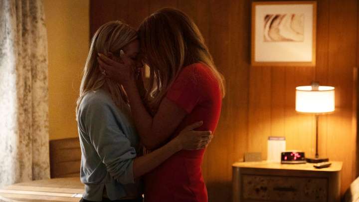 ‘Full House’ alum joins the cast of Netflix’s steamy ‘Hunting Wives’ series