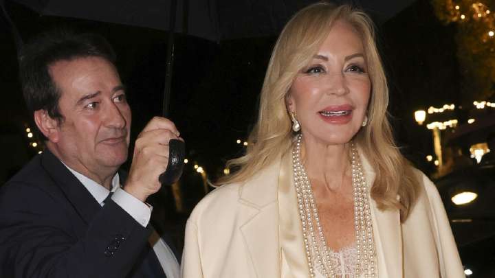 Del blanco luminoso de Carmen Lomana al terciopelo bordado de Ana Botella: los mejores looks del estreno de ‘Carmen’ en el Teatro Real