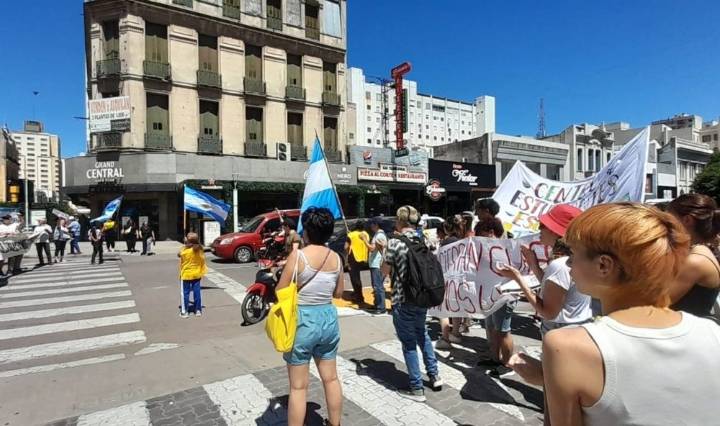 Una protesta de Suteba afecta el normal dictado de clases en la ciudad