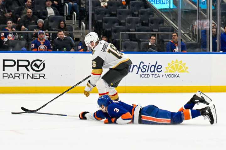 Emil Heineman lifts Islanders over Golden Knights in shootout - The Rink Live | Coverage of youth, junior, high school and college hockey