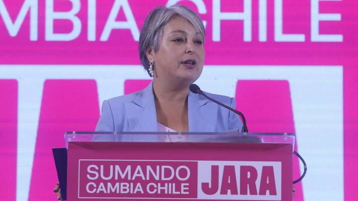 Jara y respaldo de Ximena Rincón a Kast: "Me llama la atención el tránsito político que ha tenido para apoyar a la ultraderecha"