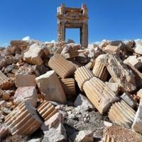 US troops in Syria killed in alleged IS ambush