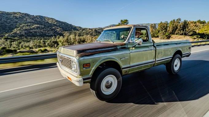 Review: This Chevy C20 Restomod Gives the Silverado Real 1970s Swagger