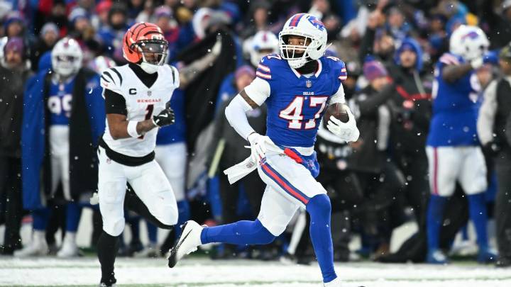 Bills laud Christian Benford's game