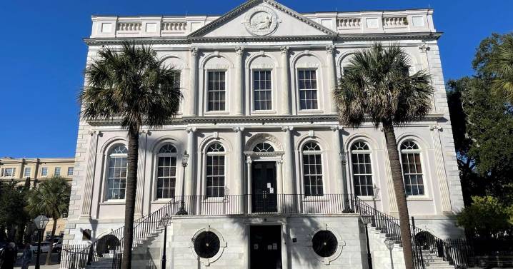 Charleston approves 2026 budget with no tax increase