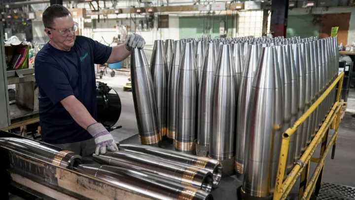 Guerras en Ucrania y Gaza disparan ventas de los principales fabricantes de armas en el mundo