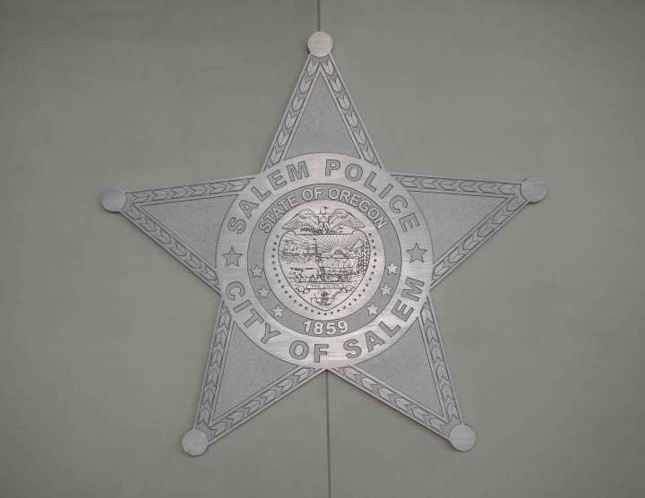 Salem man dies after being hit near intersection on SE Commercial Saturday