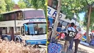 Polémica por aumento de buses con turistas argentinos en Barrio Meiggs: Denuncian "terminal ilegal" y acumulación de basura