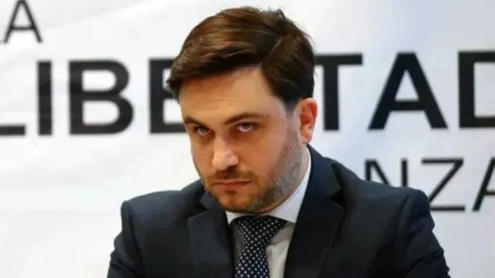 Ramiro Marra propuso bombardear las villas de la Ciudad