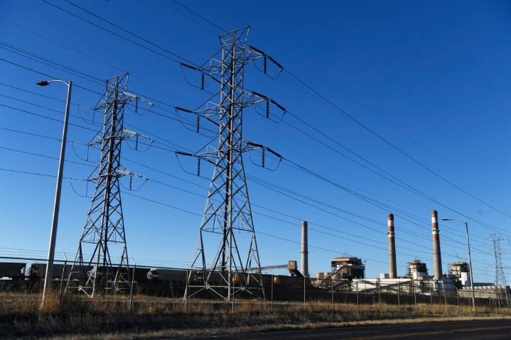 Colorado regulators allow Xcel Energy to keep coal plant open
