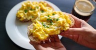How to make scrambled eggs extra fluffy and creamy with 1 ingredient