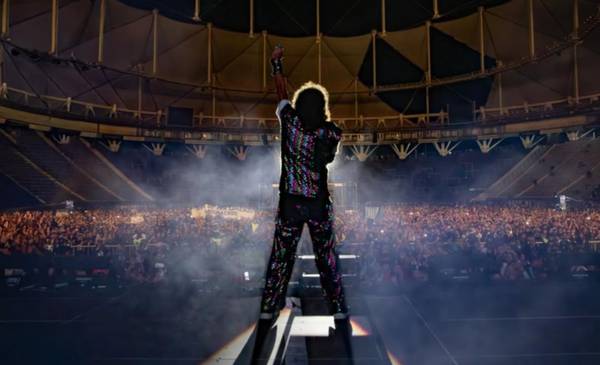 La Mona Jiménez fue operado tras su show en La Plata