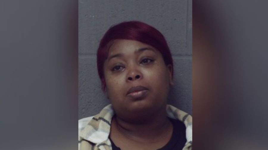 Ex-court clerk faces felony theft, tampering charges