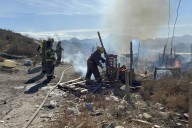 Tejabanes de la colonia Omega de Saltillo terminan en cenizas