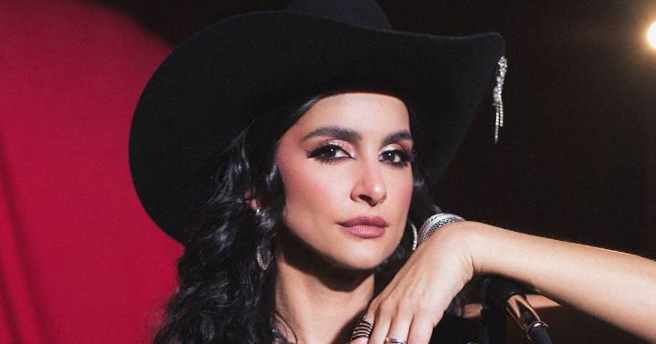 La actriz Diana Hoyos celebra el desamor con una nueva canción