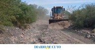 En Sarmiento abren un camino clave para asegurar que el agua llegue a un pueblo