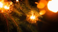 Safety Tips To Keep In Mind When Using Incandescent Lights For Your Christmas Decor