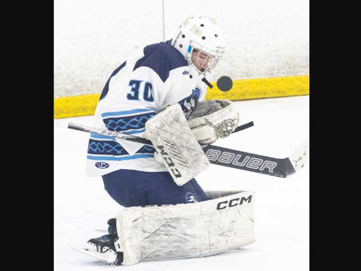 PHOTOS: Lucas vs. St. Thomas Aquinas, TVRA senior boys hockey | Grande Prairie Daily Herald Tribune