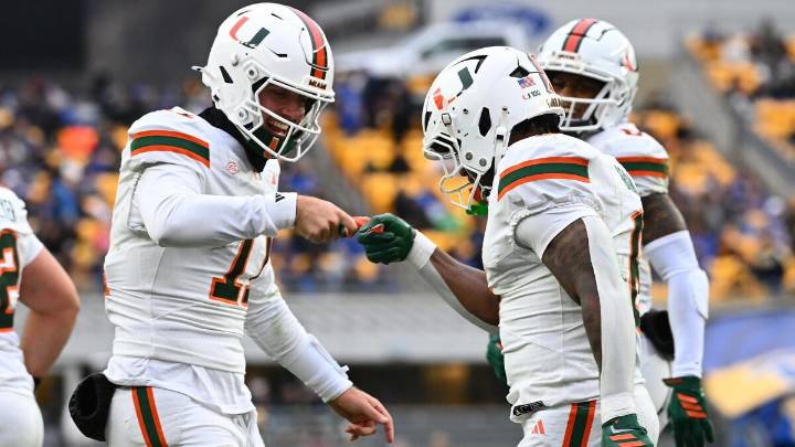 Coaches Poll top 25: Indiana takes top billing, Miami climbs ahead of CFP reveal