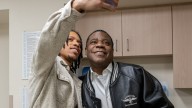 Tracy Morgan presents award at NJ hospital that treated him