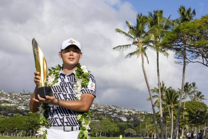 Deadspin | Si Woo Kim commits to Sony Open, quieting LIV Golf rumors