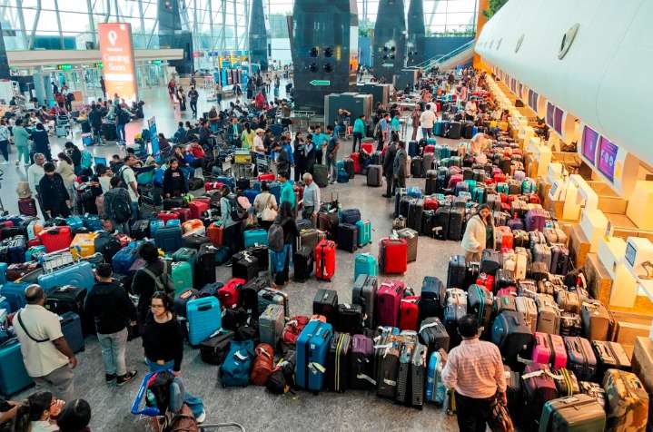 IndiGo cancels over 1,000 flights on Friday; expects situation to normalise by Dec 10