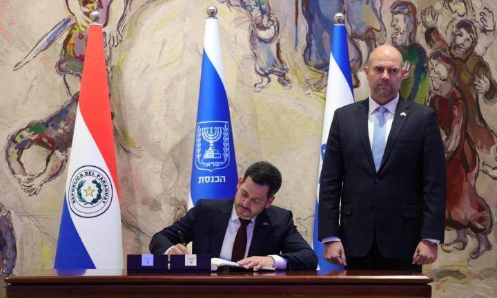 El presidente de la Cámara de Diputados de Paraguay visita el Parlamento israelí