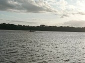 Pescadores recomiendan no viajar por río o mar después de las 3 pm en verano