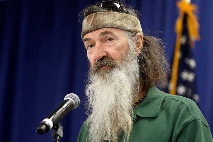 "Duck Dynasty" TV star and family patriarch Phil Robertson dies