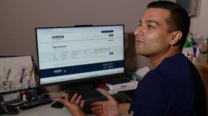 Nurse practitioner fights federal health website purges