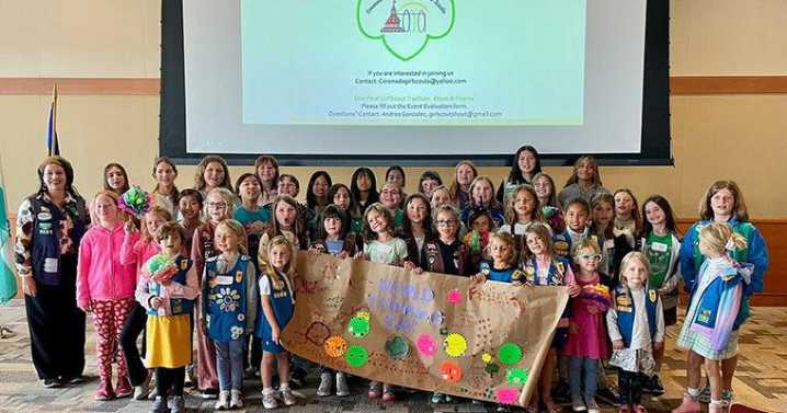 Coronado Girl Scouts Host World Thinking Day