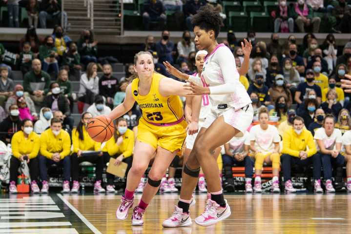 Danielle Rauch hired as assistant coach