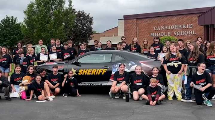 Canajoharie 6th grade D.A.R.E. students graduate