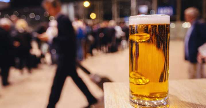 UK's cheapest airport pint revealed - it's not in Glasgow or Manchester 