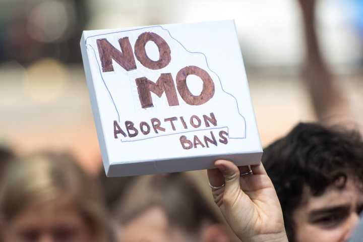 Missouri Supreme Court order reinstates ‘de facto abortion ban’ across the state