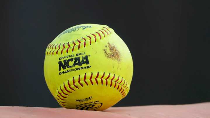 NCAA softball tournament scores, schedule, bracket for regionals