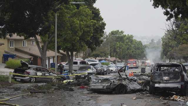 Multiple people killed in private plane crash in San Diego