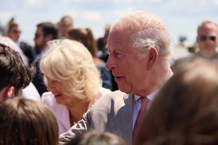 El rey Carlos III afirma que Canadá encara "un momento crítico" en un "mundo peligroso"